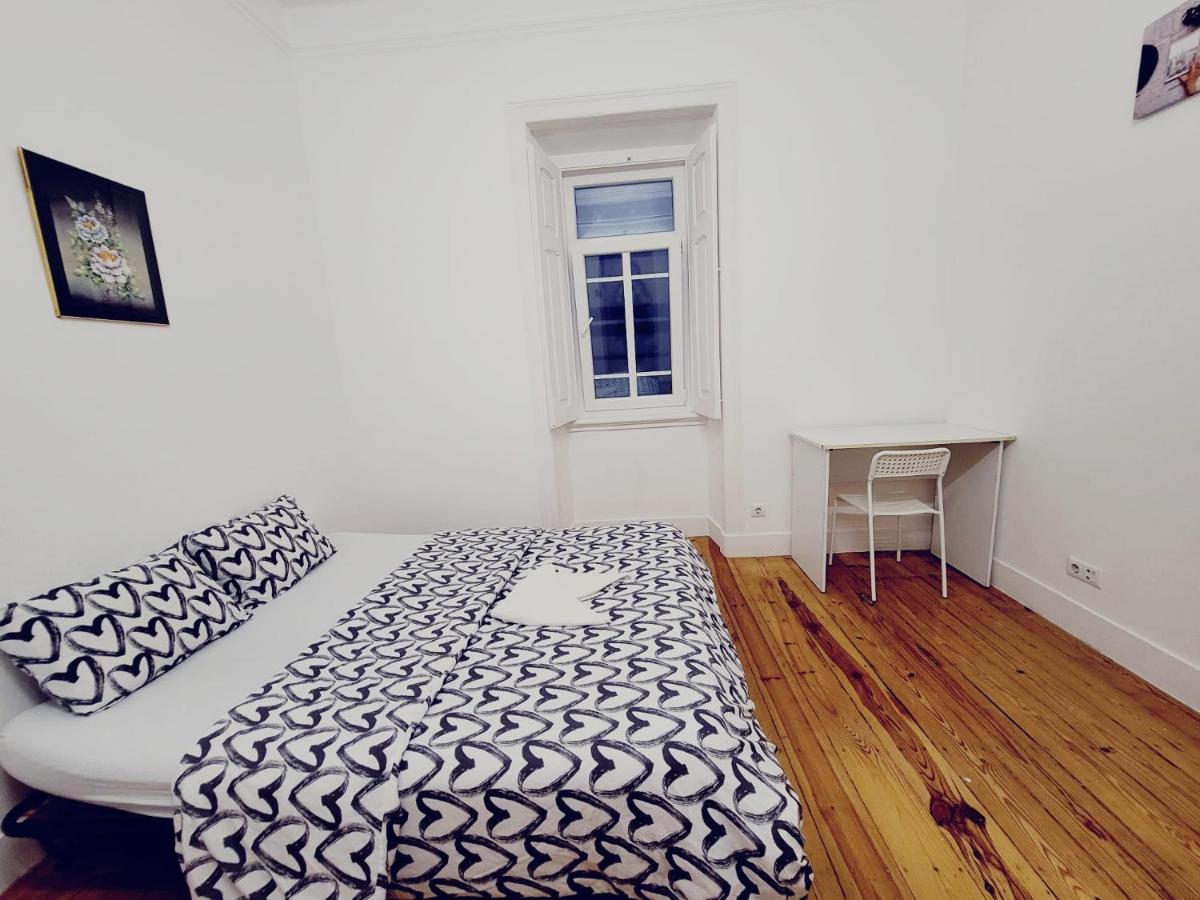 Lisbon Gambori Hostel Esterno foto