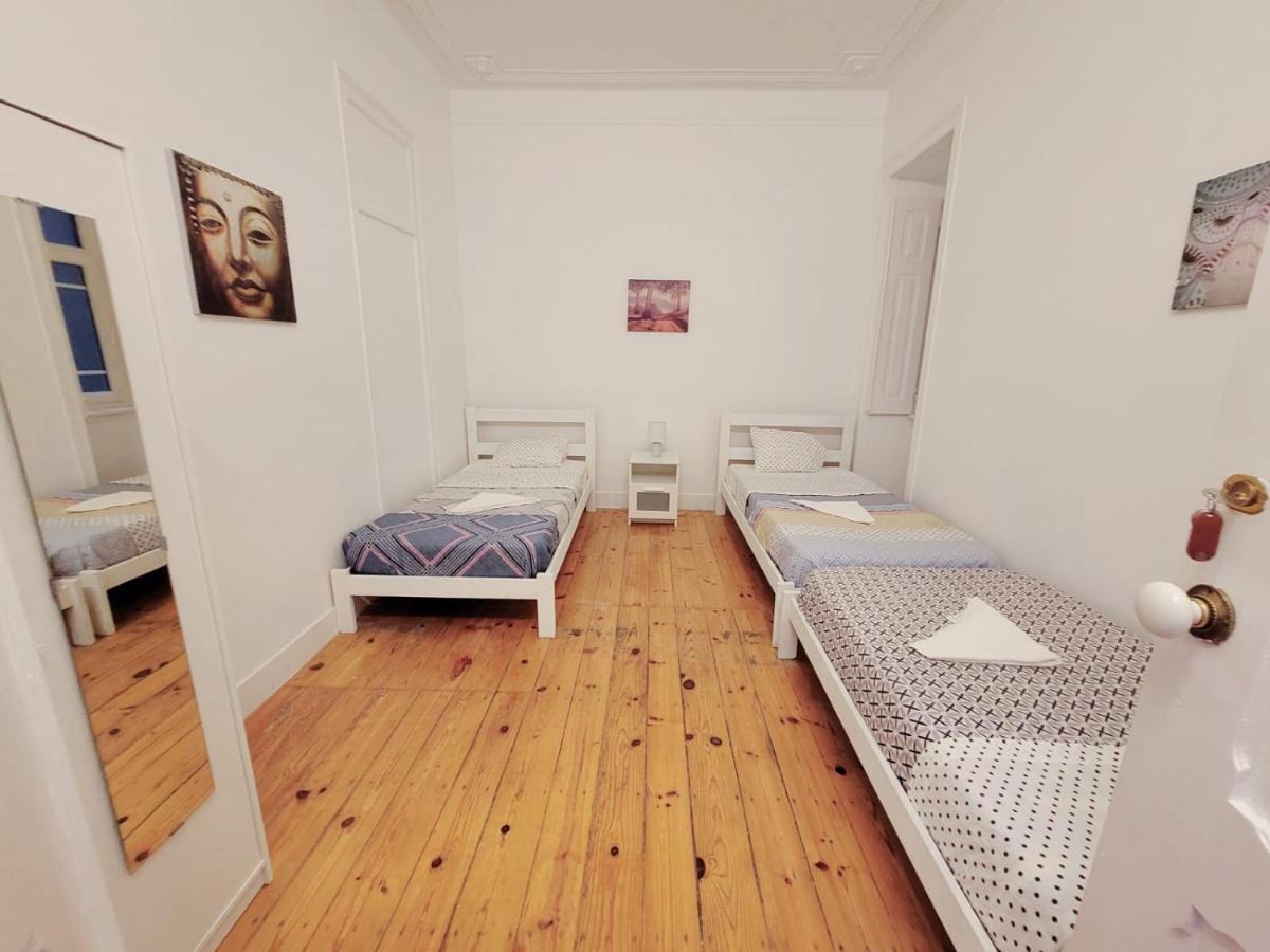 Lisbon Gambori Hostel Esterno foto