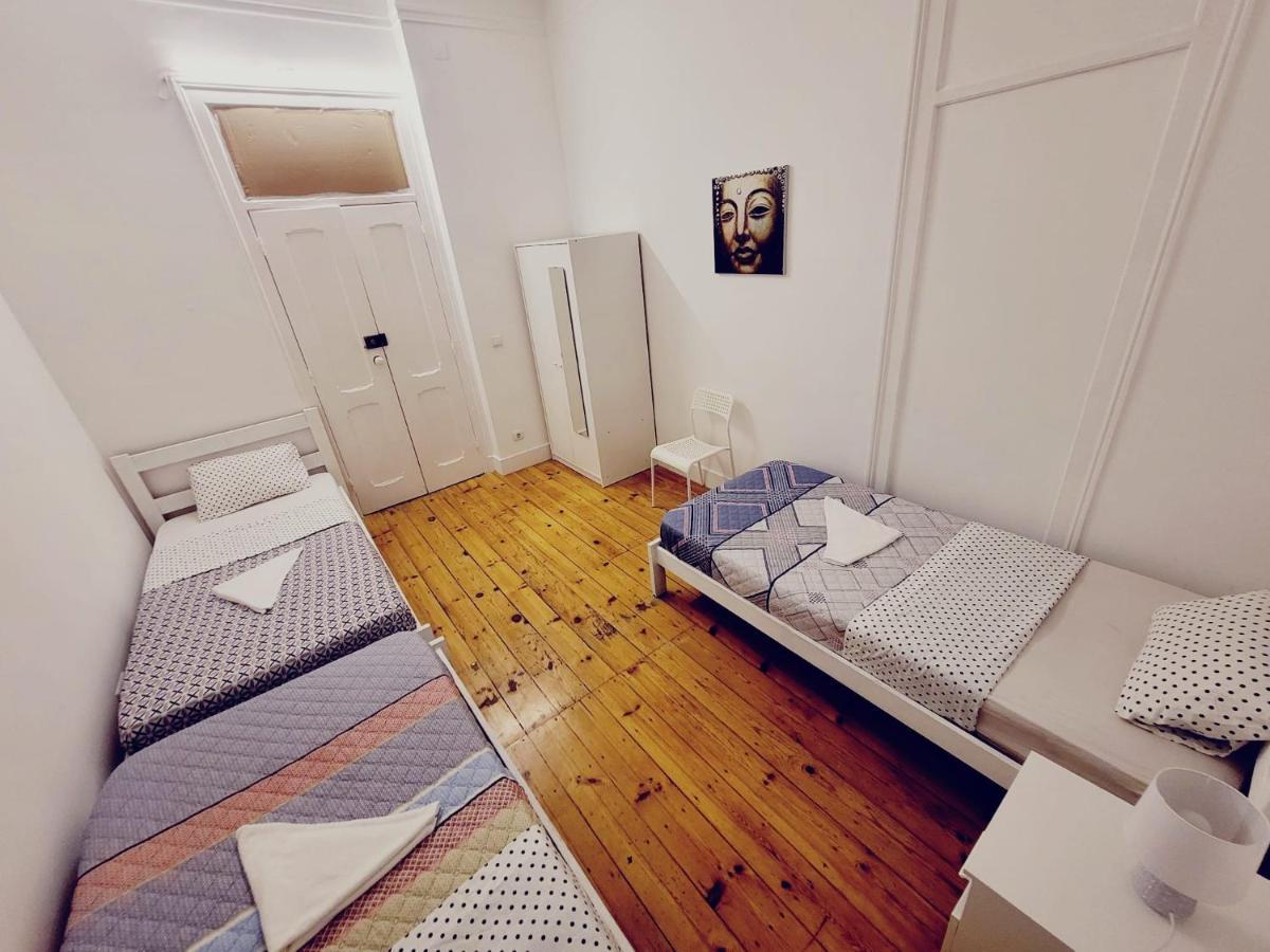 Lisbon Gambori Hostel Esterno foto