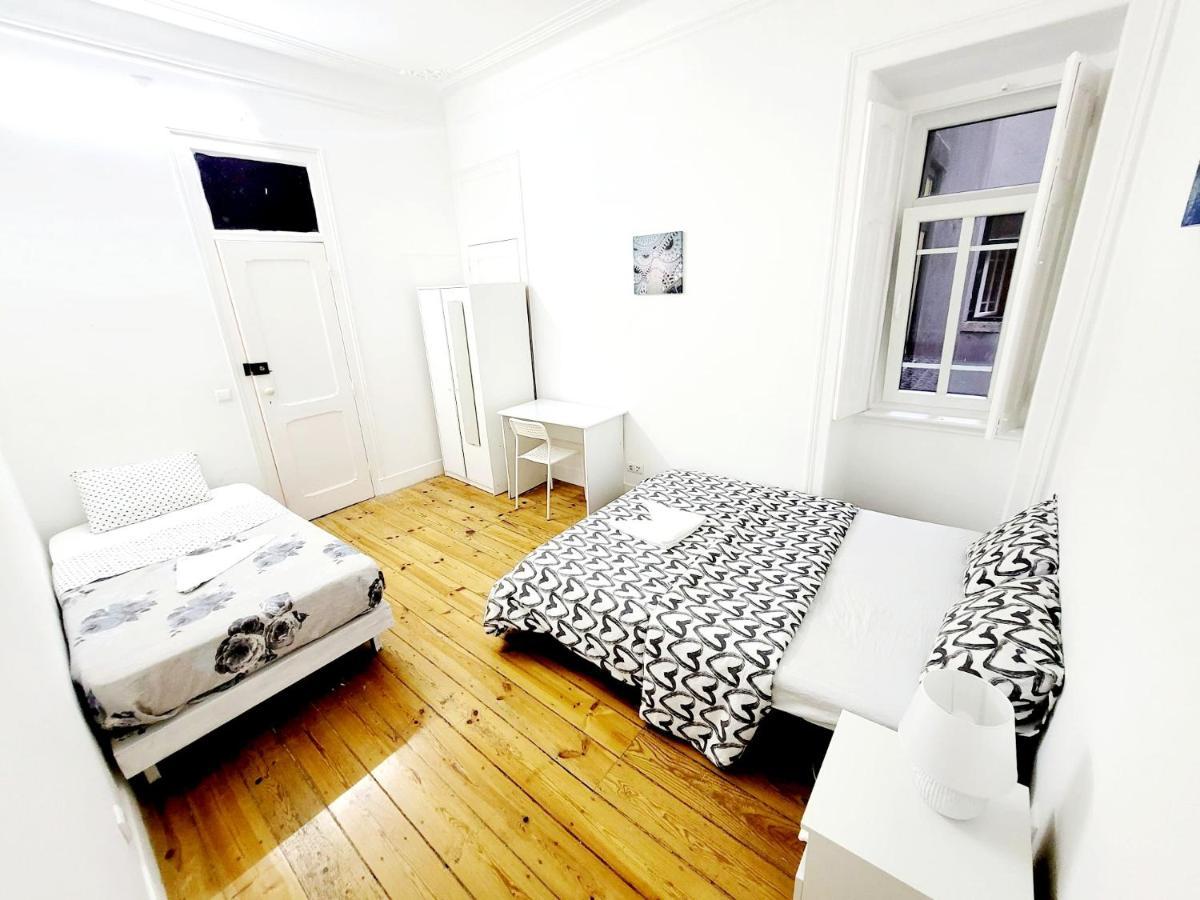 Lisbon Gambori Hostel Esterno foto
