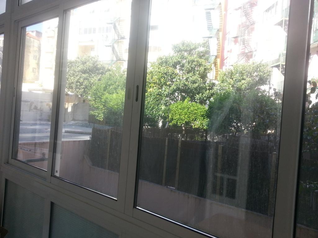 Lisbon Gambori Hostel Esterno foto